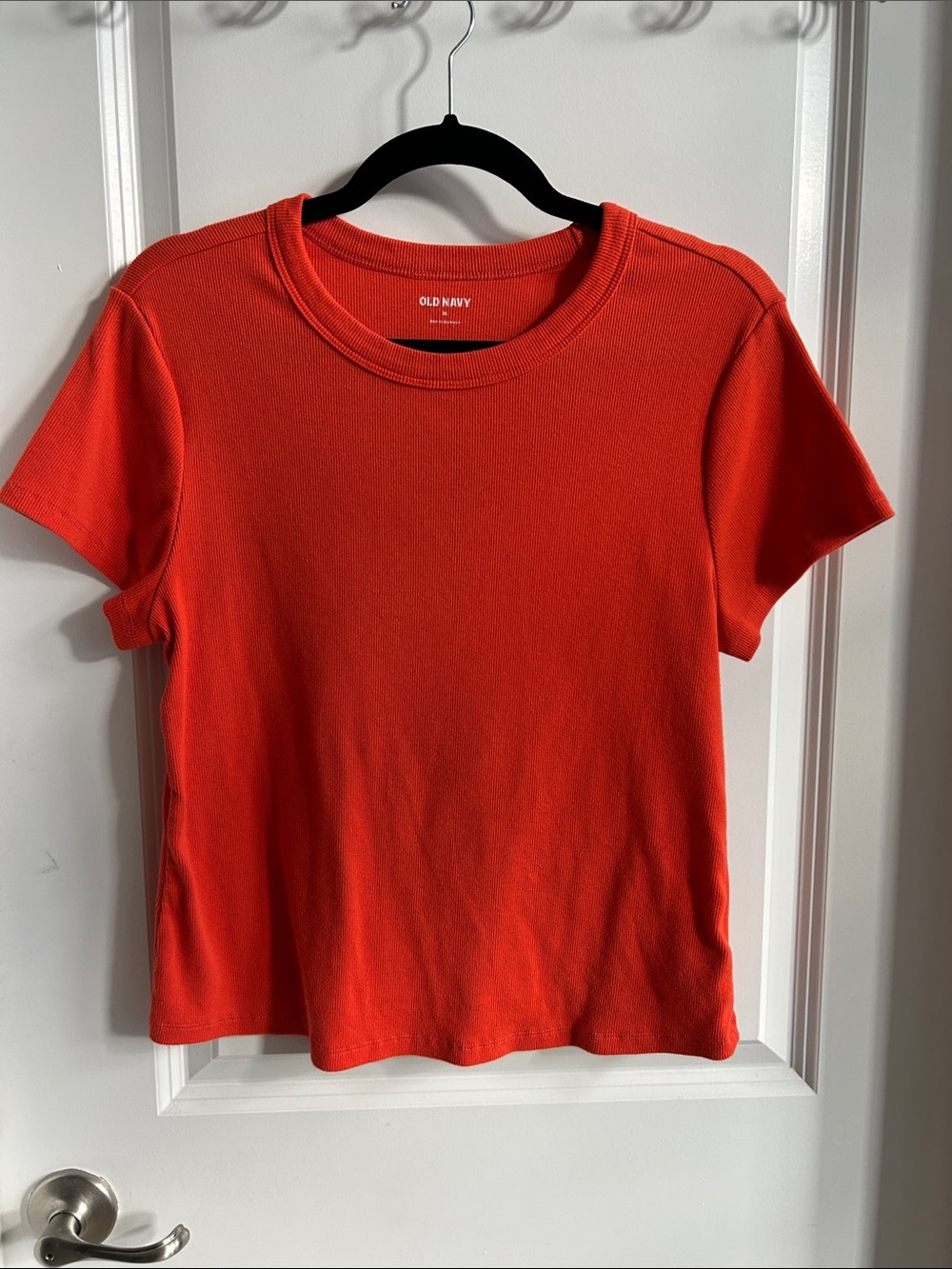 Old Navy Ribbed Crop Short Sleeve Crewneck Tee in Vibrant Orange-Red/Warm Sunset